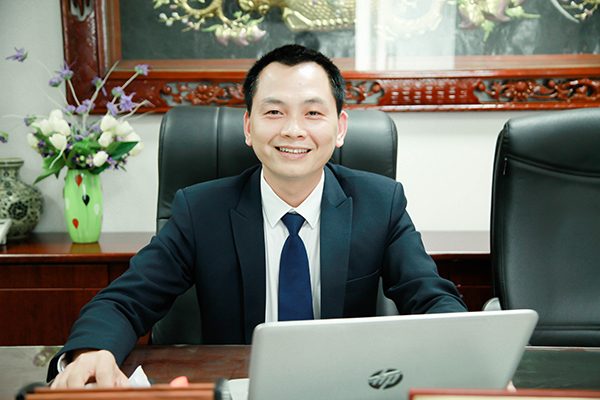 Ngô Minh Tuấn CEO Hồ Chí Minh Holding